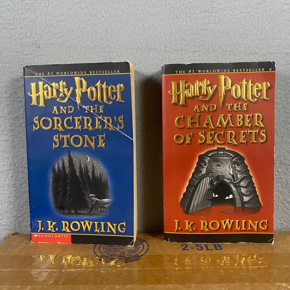 Harry Potter Books 1-2 Sorcerer's Stone Chamber of Secrets JK Rowling Scholastic